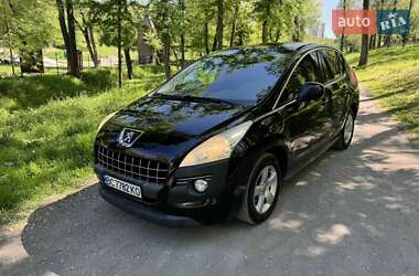 Внедорожник / Кроссовер Peugeot 3008 2010 в 