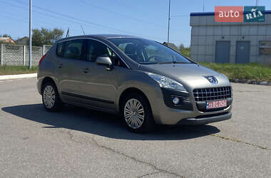 Позашляховик / Кросовер Peugeot 3008 2010 в 