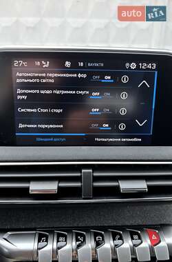 Позашляховик / Кросовер Peugeot 3008 2019 в 