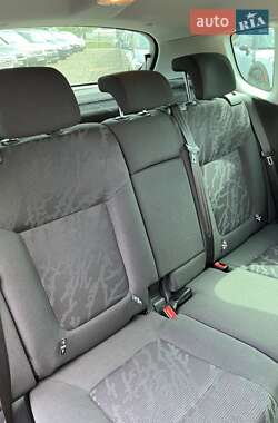 Позашляховик / Кросовер Peugeot 3008 2012 в 
