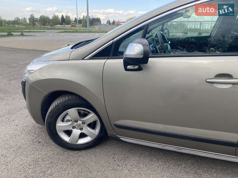 Внедорожник / Кроссовер Peugeot 3008 2013 в Львове