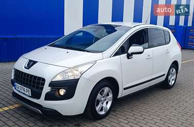 Позашляховик / Кросовер Peugeot 3008 2013 в 