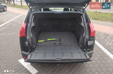 Внедорожник / Кроссовер Peugeot 3008 2010 в 