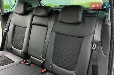 Внедорожник / Кроссовер Peugeot 3008 2015 в 