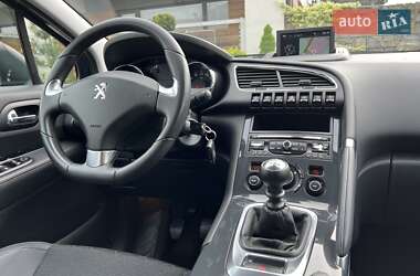 Внедорожник / Кроссовер Peugeot 3008 2015 в 