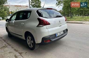 Позашляховик / Кросовер Peugeot 3008 2014 в 