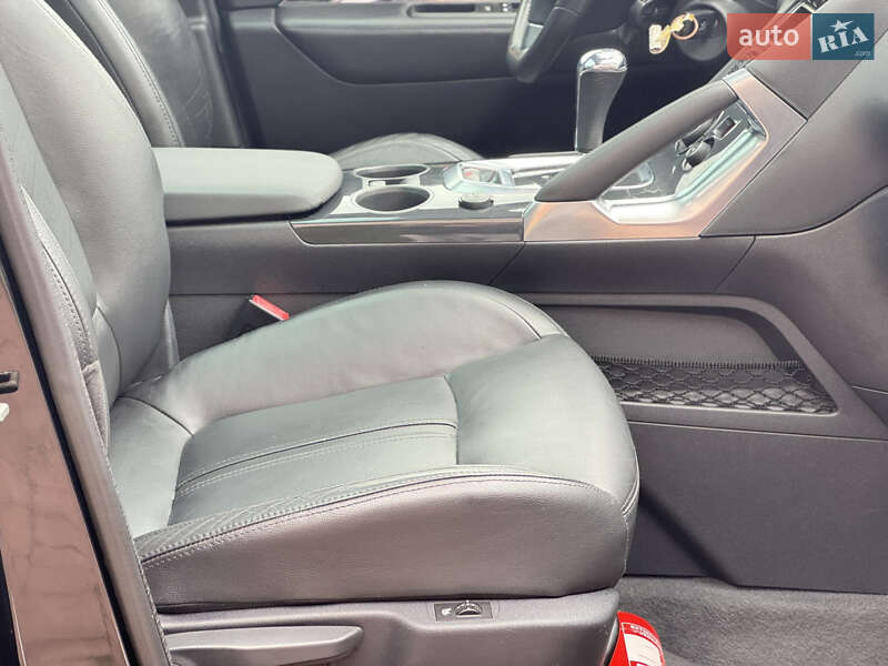 Позашляховик / Кросовер Peugeot 3008 2012 в Стрию