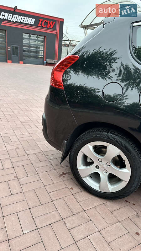 Позашляховик / Кросовер Peugeot 3008 2011 в Рівному