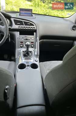 Внедорожник / Кроссовер Peugeot 3008 2012 в 