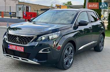 Внедорожник / Кроссовер Peugeot 3008 2018 в 