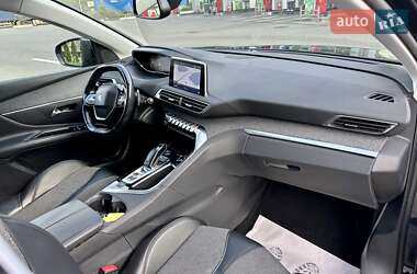 Внедорожник / Кроссовер Peugeot 3008 2018 в 
