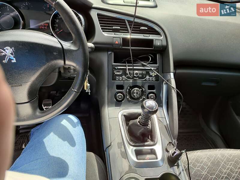 Внедорожник / Кроссовер Peugeot 3008 2014 в Белой Церкви