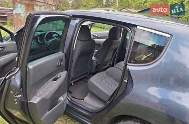 Внедорожник / Кроссовер Peugeot 3008 2012 в 