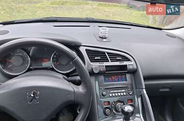 Внедорожник / Кроссовер Peugeot 3008 2012 в 