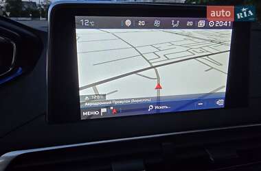 Позашляховик / Кросовер Peugeot 3008 2020 в 