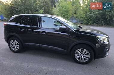 Позашляховик / Кросовер Peugeot 3008 2020 в 