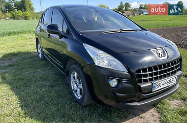 Внедорожник / Кроссовер Peugeot 3008 2010 в Остроге