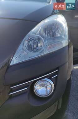 Позашляховик / Кросовер Peugeot 3008 2011 в 