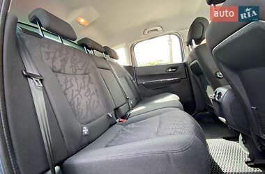 Позашляховик / Кросовер Peugeot 3008 2011 в 