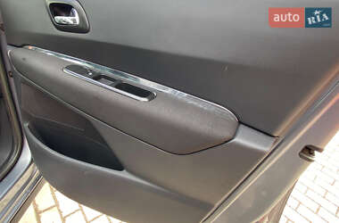 Позашляховик / Кросовер Peugeot 3008 2011 в 