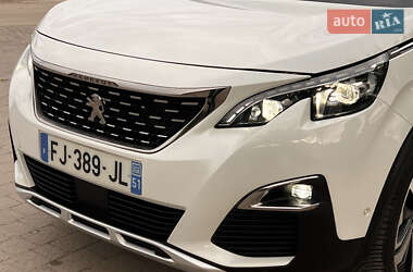 Внедорожник / Кроссовер Peugeot 3008 2019 в 