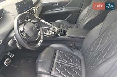Позашляховик / Кросовер Peugeot 3008 2022 в 