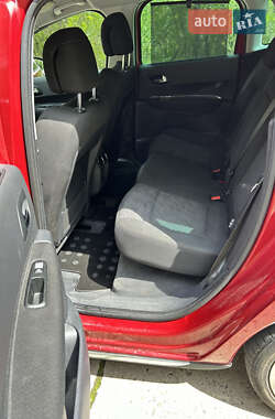 Позашляховик / Кросовер Peugeot 3008 2009 в 