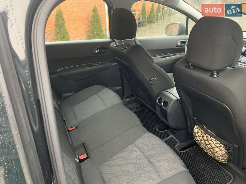 Позашляховик / Кросовер Peugeot 3008 2009 в Коломиї фото 11 Позашляховик / Кросовер Peugeot 3008 2009 в Коломиї