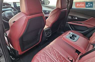 Внедорожник / Кроссовер Peugeot 3008 2021 в 