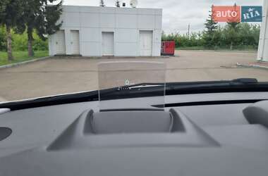 Внедорожник / Кроссовер Peugeot 3008 2016 в 
