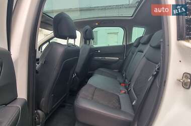 Внедорожник / Кроссовер Peugeot 3008 2016 в 