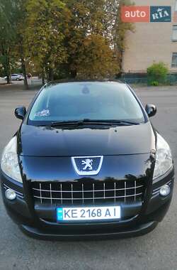 Внедорожник / Кроссовер Peugeot 3008 2010 в Кривом Роге