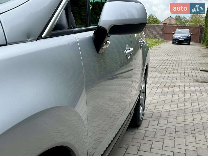 Позашляховик / Кросовер Peugeot 3008 2011 в Луцьку