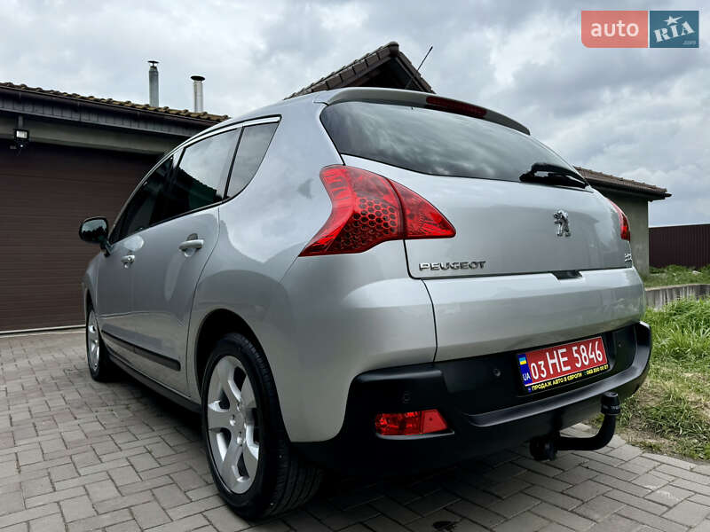 Позашляховик / Кросовер Peugeot 3008 2011 в Луцьку