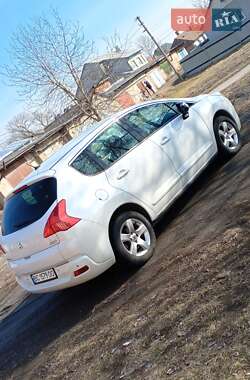 Позашляховик / Кросовер Peugeot 3008 2010 в 