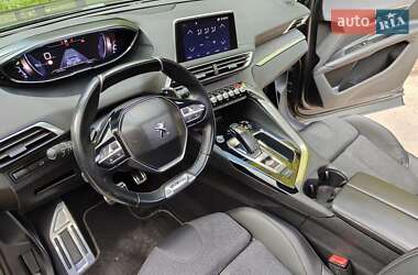 Внедорожник / Кроссовер Peugeot 3008 2018 в 