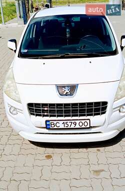 Внедорожник / Кроссовер Peugeot 3008 2010 в 