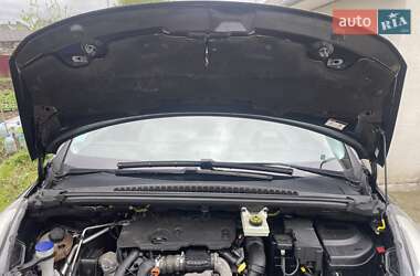 Внедорожник / Кроссовер Peugeot 3008 2014 в 