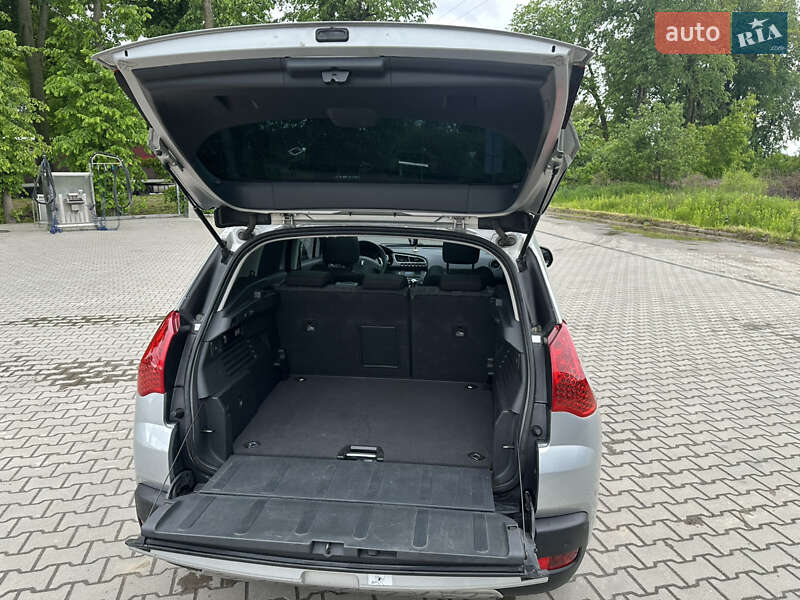 Позашляховик / Кросовер Peugeot 3008 2009 в Львові