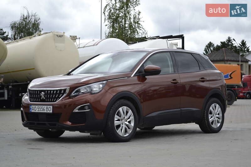 Позашляховик / Кросовер Peugeot 3008 2017 в Хусті