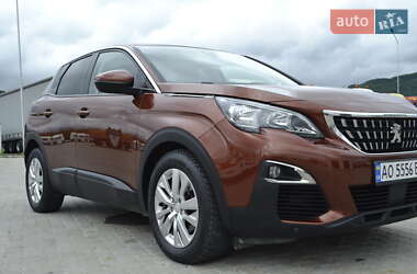 Позашляховик / Кросовер Peugeot 3008 2017 в 