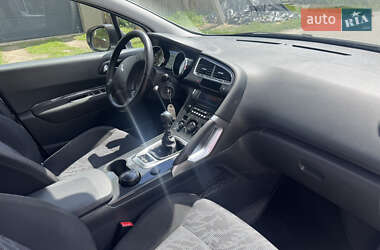 Внедорожник / Кроссовер Peugeot 3008 2011 в 