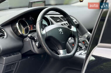 Позашляховик / Кросовер Peugeot 3008 2016 в 
