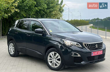Позашляховик / Кросовер Peugeot 3008 2018 в 