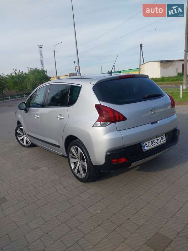 Позашляховик / Кросовер Peugeot 3008 2014 в Володимирі