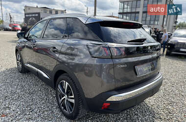 Позашляховик / Кросовер Peugeot 3008 2021 в 