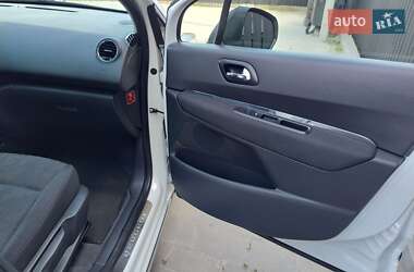 Внедорожник / Кроссовер Peugeot 3008 2011 в 