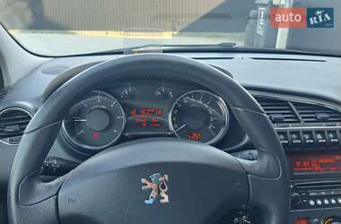 Внедорожник / Кроссовер Peugeot 3008 2011 в 