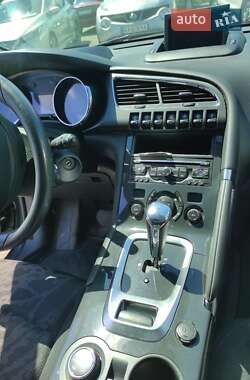 Позашляховик / Кросовер Peugeot 3008 2010 в 