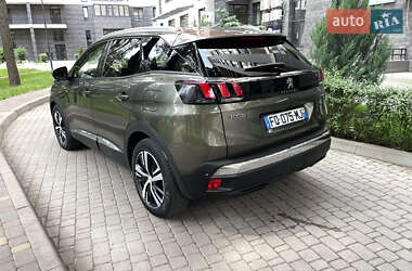 Позашляховик / Кросовер Peugeot 3008 2020 в 